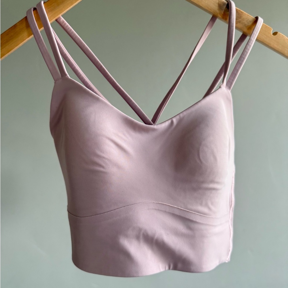 Lululemon like a cloud bra